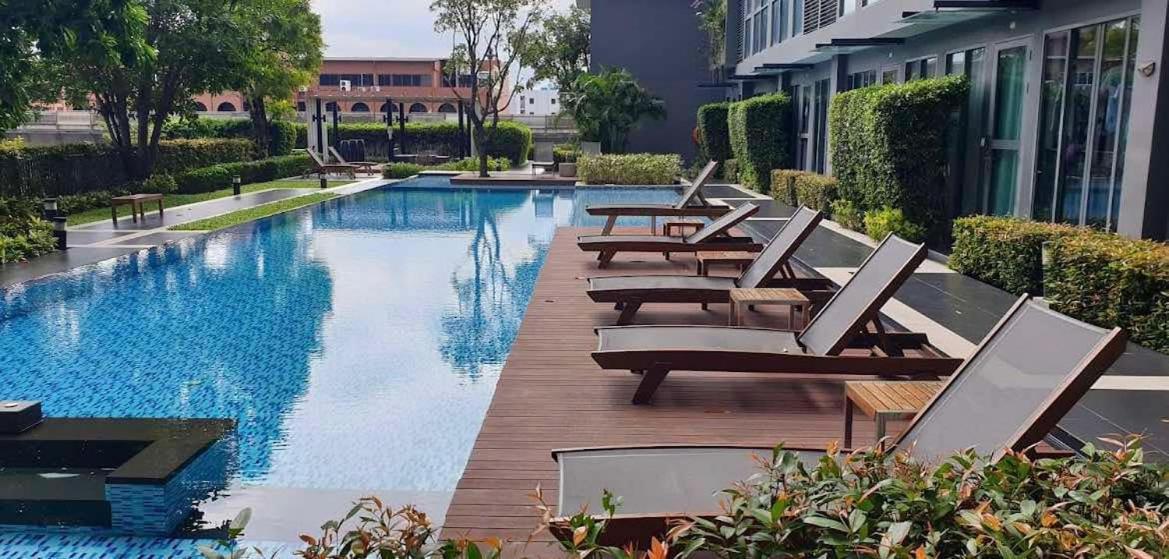 Ideo Mobi Condo Bangkok Dış mekan fotoğraf